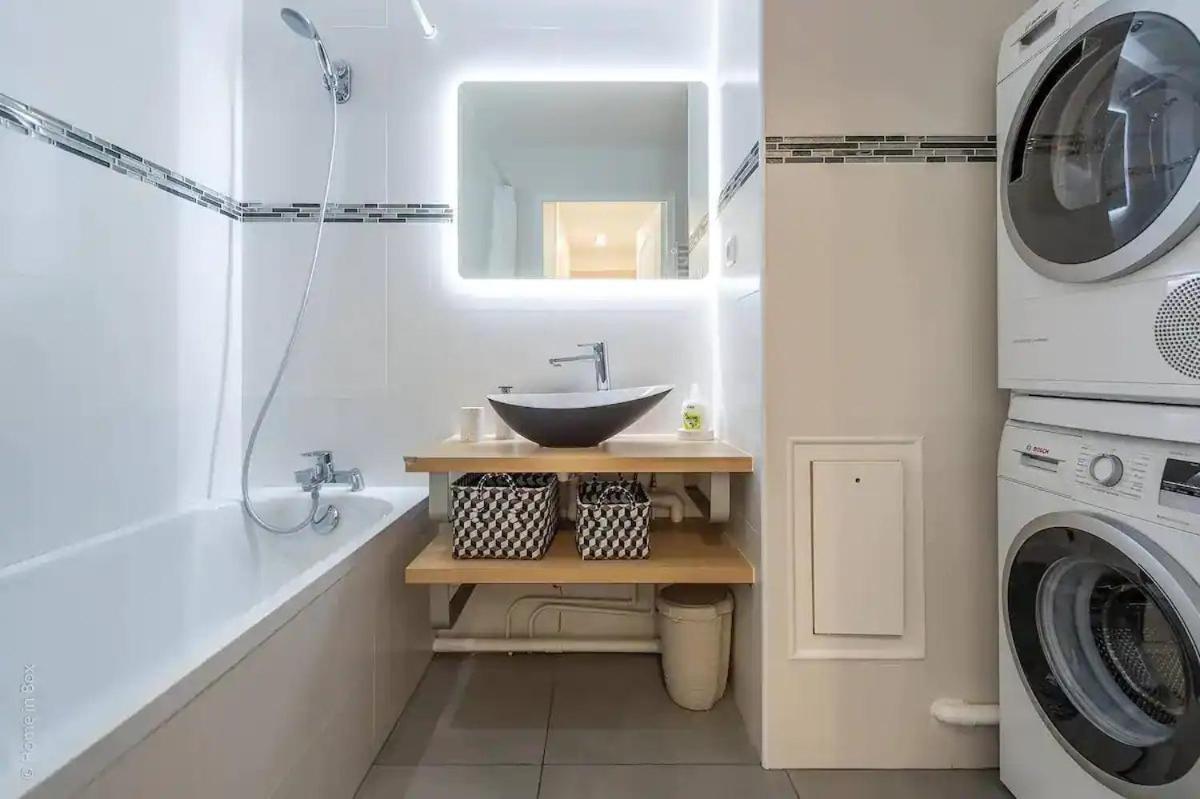 Milly Apartment Next To Disneyland Bmyguest เชสซี ภายนอก รูปภาพ